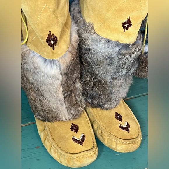 Vintage Naughty Monkey Eskimo Tall Suede Beaded Rabbit Fur Winter Boots Pom Poms - Picture 4 of 14